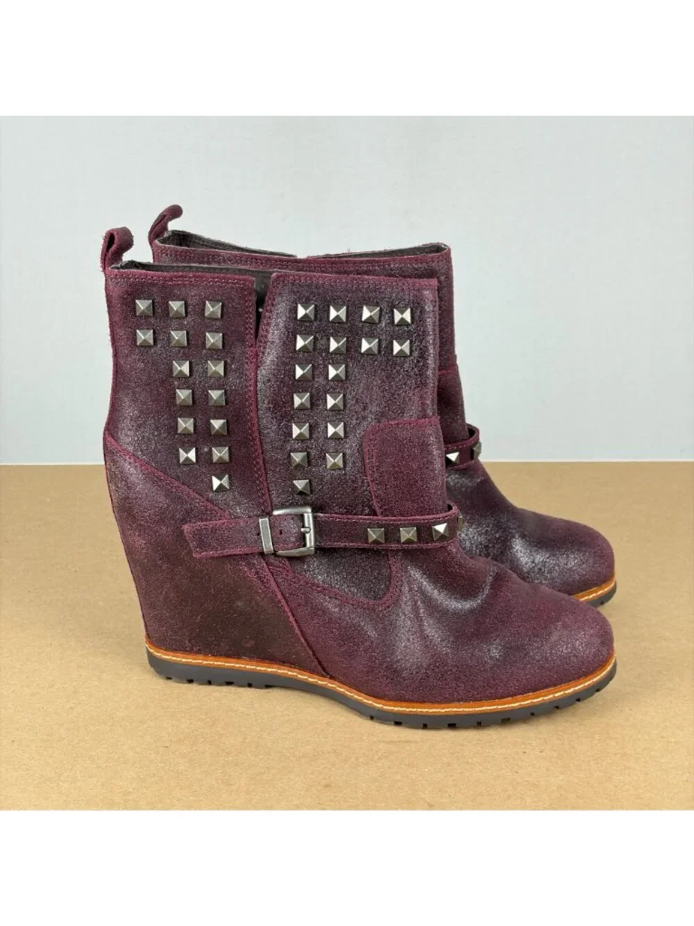 Skechers SKCH+3 Leather Studded Hidden Wedge Boots Womens 9.5 Burgundy Pull On